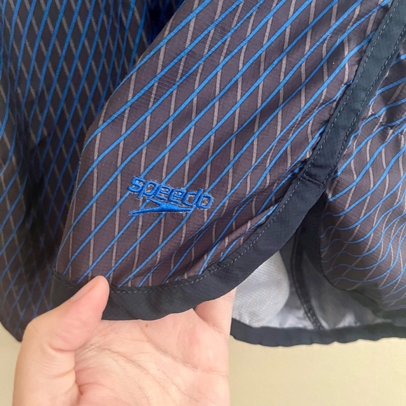 Men’s Speedo Swim Shorts - Picture 2 of 6